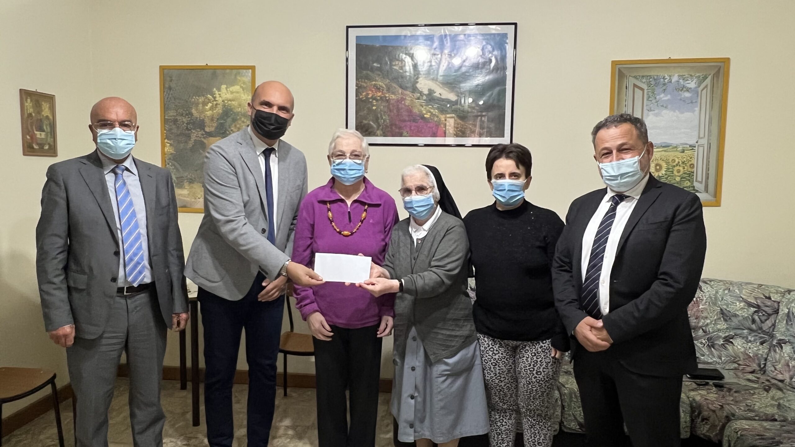 Fondazione Carifano e Orchestra Sinfonica Rossini donano 3.000 euro alla residenza protetta Casa Serena