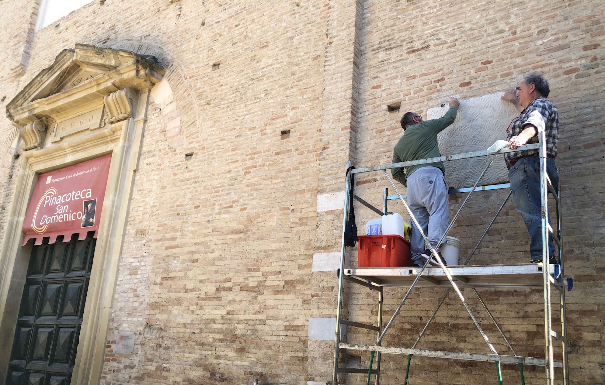La Fondazione Carifano celebra Dante con la riqualificazione di 2 lapidi in cui si fa riferimento alla Divina Commedia
